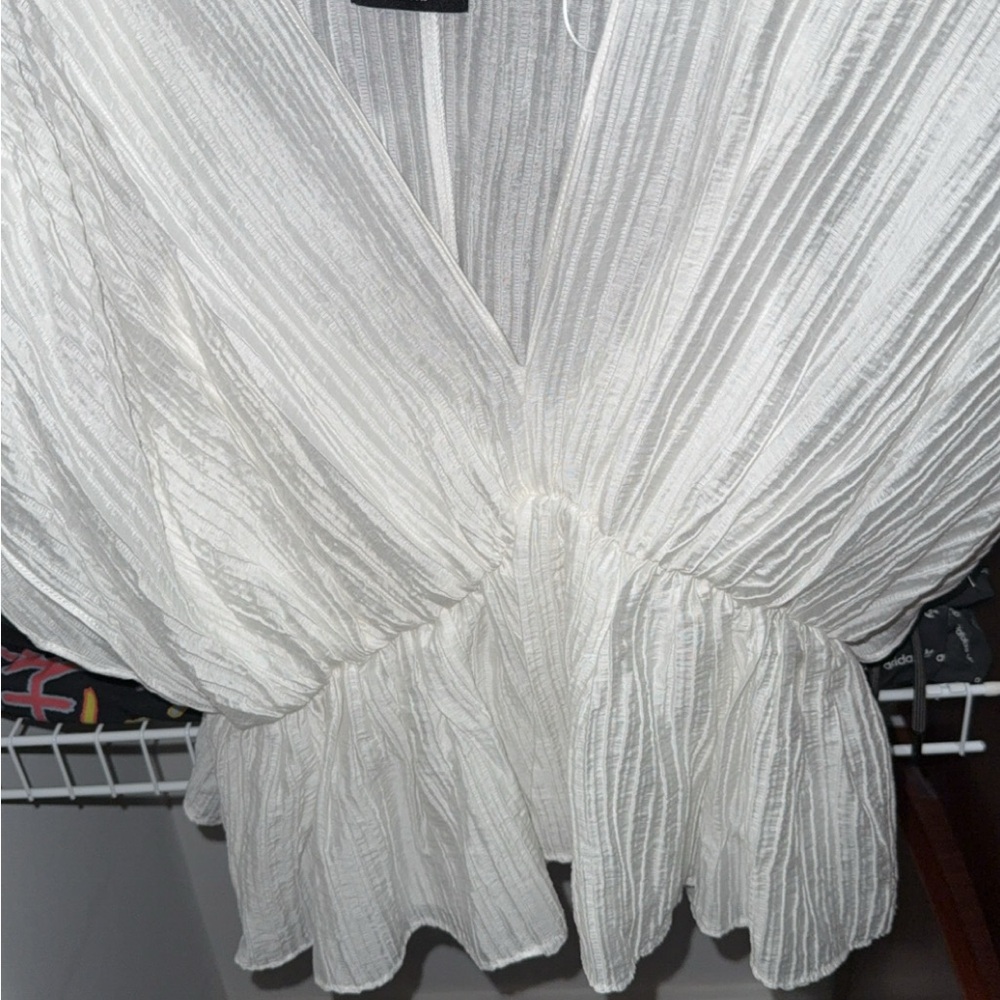 Vici Ivory Textured V-Neck Top